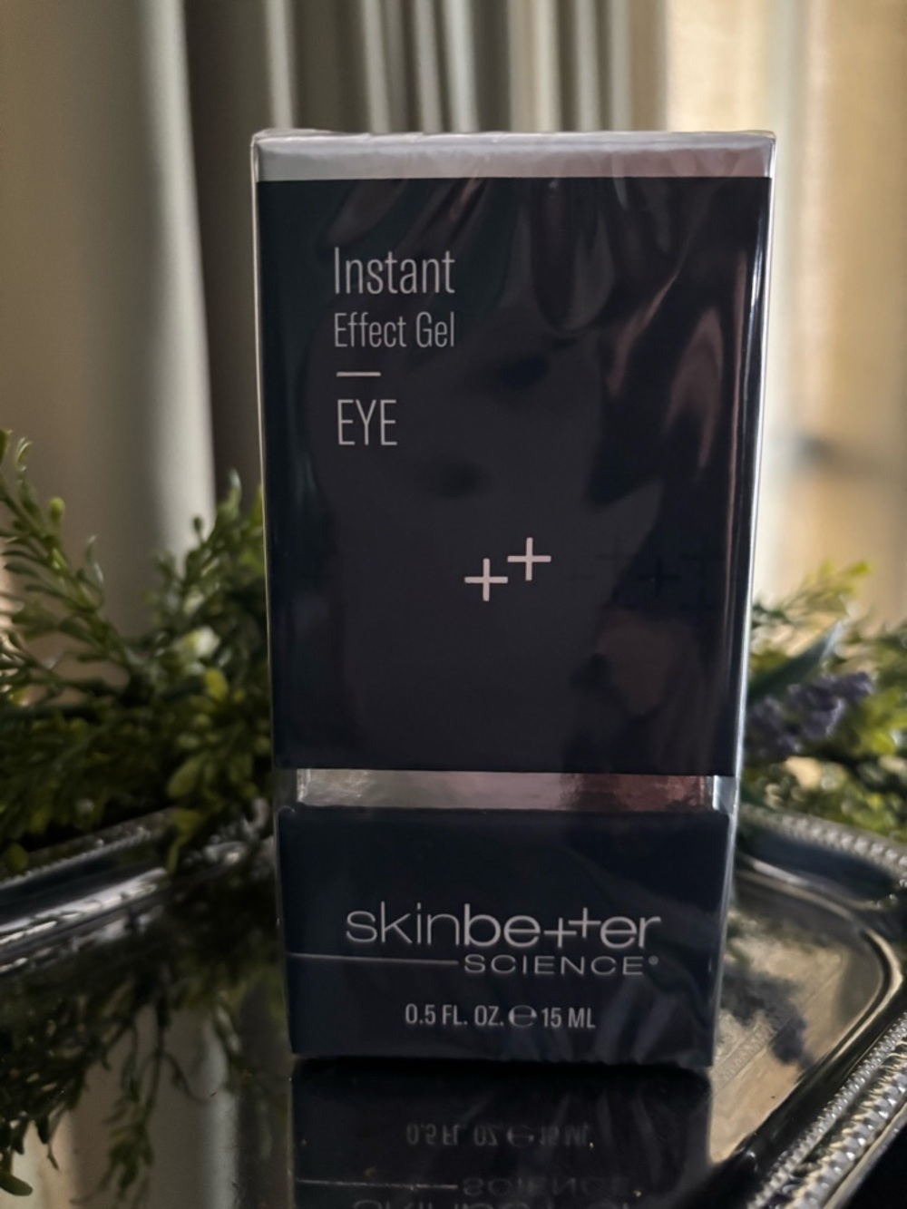 SkinBetter Science Instant Effect Gel Eye 05.Fl/15Ml. New, Completely Sealed.